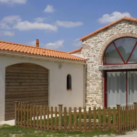 Prázdninový dům Gite Renove Mitoyen Pmr, 3 Chambres, Terrasse, Proche Nature - Fr-1-426-112 *