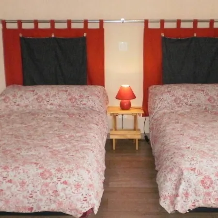 Gite Renove Mitoyen Pmr, 3 Chambres, Terrasse, Proche Nature - Fr-1-426-112