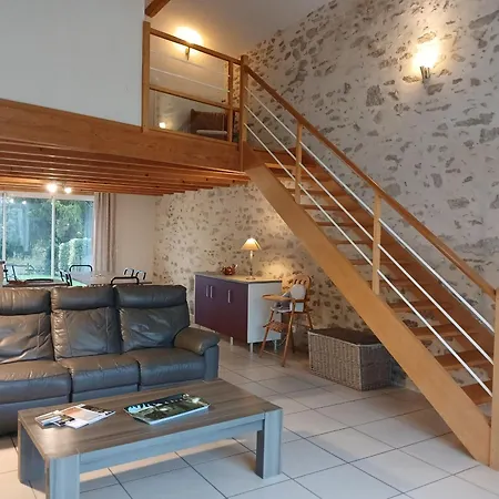 Gite Renove Mitoyen Pmr, 3 Chambres, Terrasse, Proche Nature - Fr-1-426-112 度假居 *