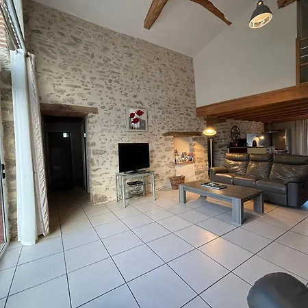 度假居 Gite Renove Mitoyen Pmr, 3 Chambres, Terrasse, Proche Nature - Fr-1-426-112 *