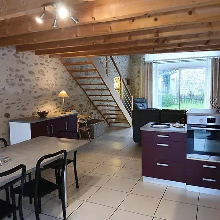 Renove Mitoyen Pmr, 3 Chambres, Terrasse, Proche Nature - Fr-1-426-112 * La Gaubretiere