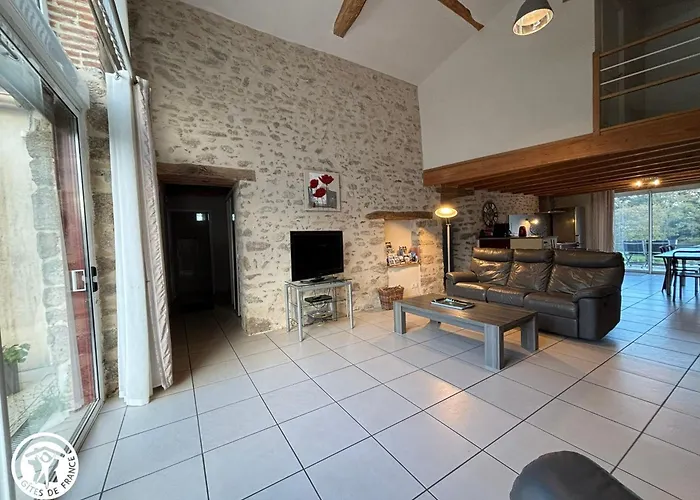 بيت للعطل Gite Renove Mitoyen Pmr, 3 Chambres, Terrasse, Proche Nature - Fr-1-426-112 *