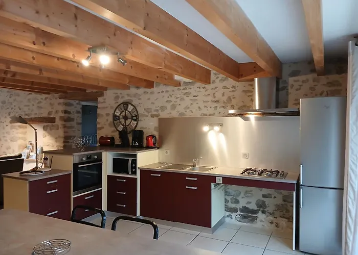 Gite Renove Mitoyen Pmr, 3 Chambres, Terrasse, Proche Nature - Fr-1-426-112 *