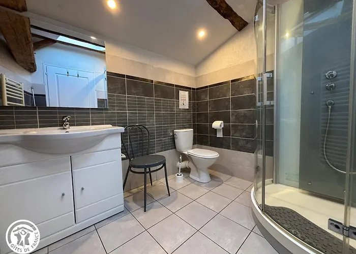 Gite Renove Mitoyen Pmr, 3 Chambres, Terrasse, Proche Nature - Fr-1-426-112 بيت للعطل *