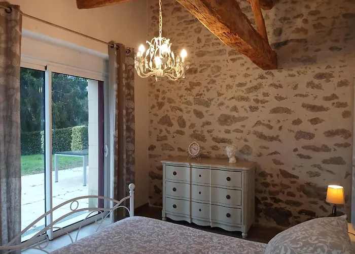 بيت للعطل Gite Renove Mitoyen Pmr, 3 Chambres, Terrasse, Proche Nature - Fr-1-426-112 La Gaubretiere