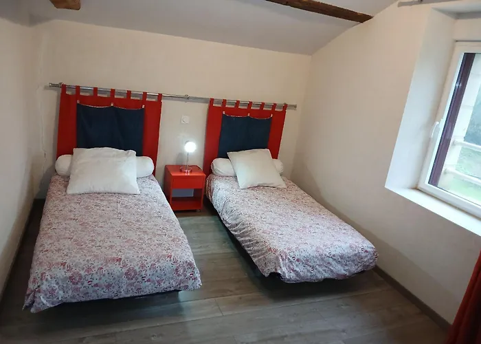 Gite Renove Mitoyen Pmr, 3 Chambres, Terrasse, Proche Nature - Fr-1-426-112 بيت للعطل La Gaubretiere